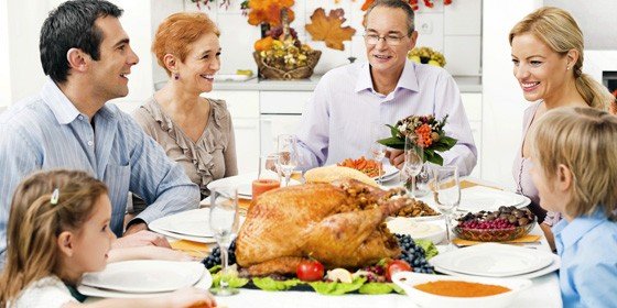 family-turkey-560x280