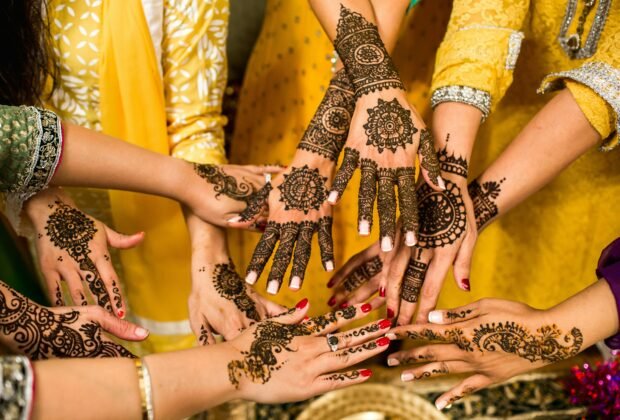 Best Mehndi Photographers in ahmedabad